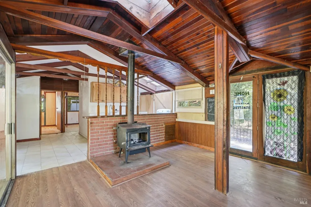 11241 Vellutini Road Forestville, CA 95436