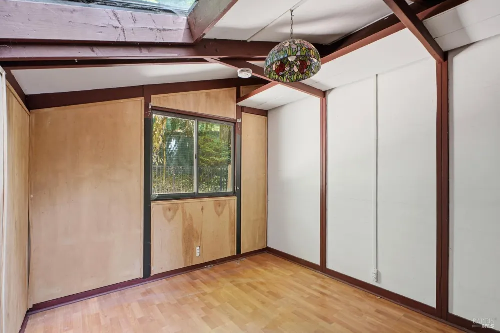 11241 Vellutini Road Forestville, CA 95436