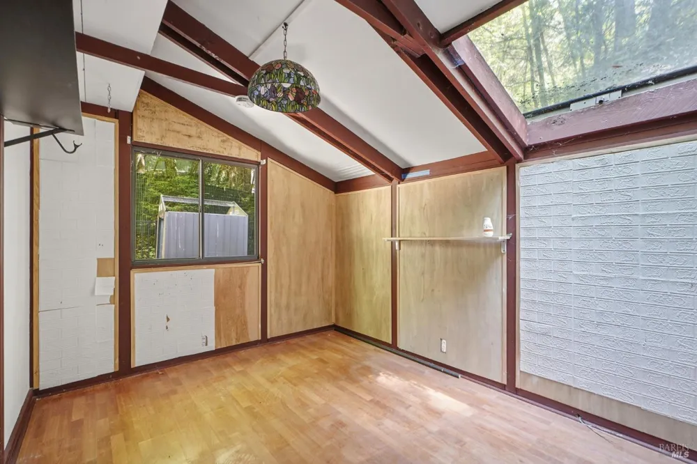 11241 Vellutini Road Forestville, CA 95436