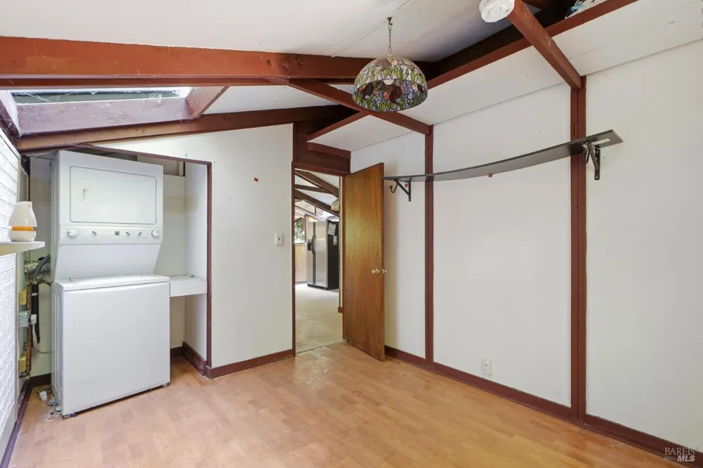 11241 Vellutini Road Forestville, CA 95436
