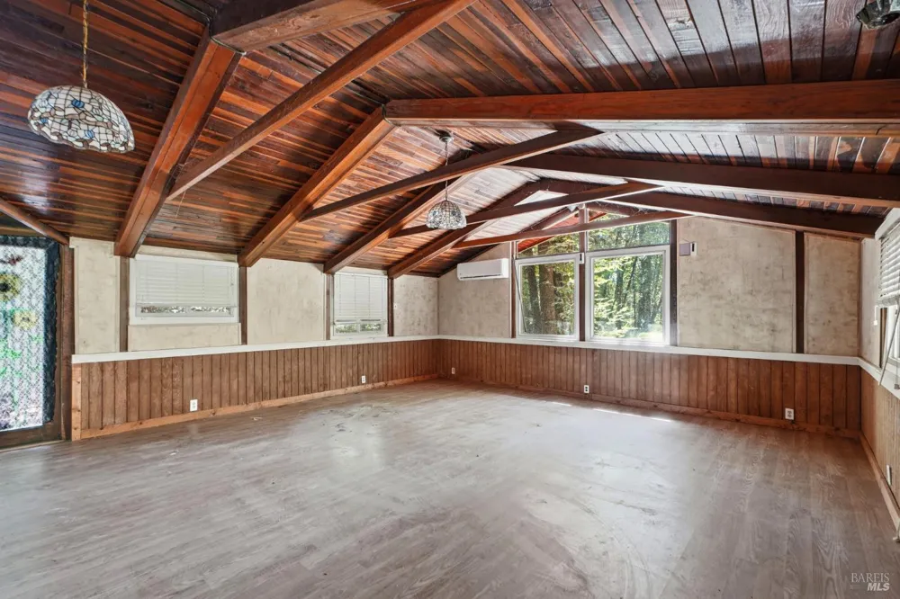 11241 Vellutini Road Forestville, CA 95436