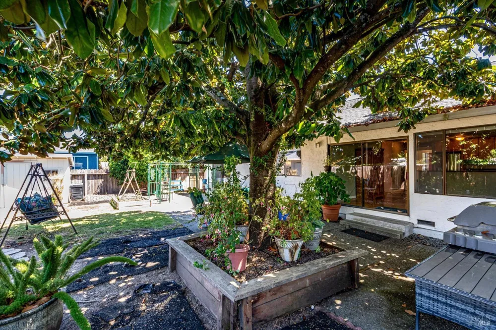 3402 Twin Oaks Drive Napa, CA 94558