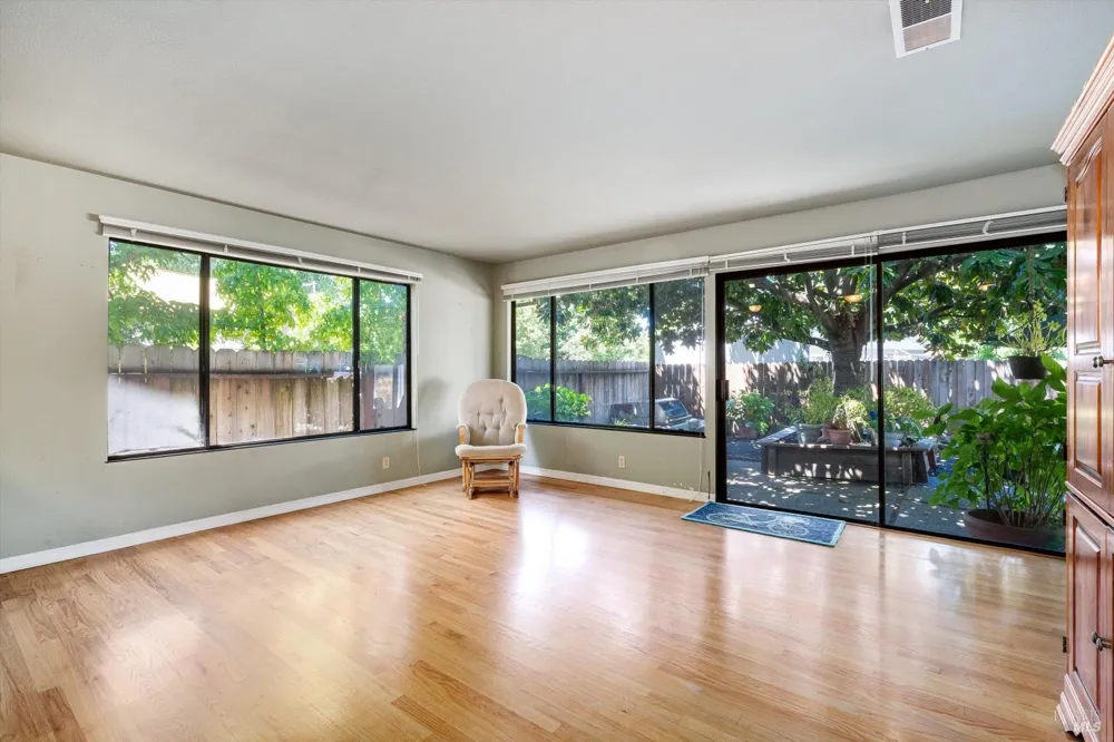 3402 Twin Oaks Drive Napa, CA 94558