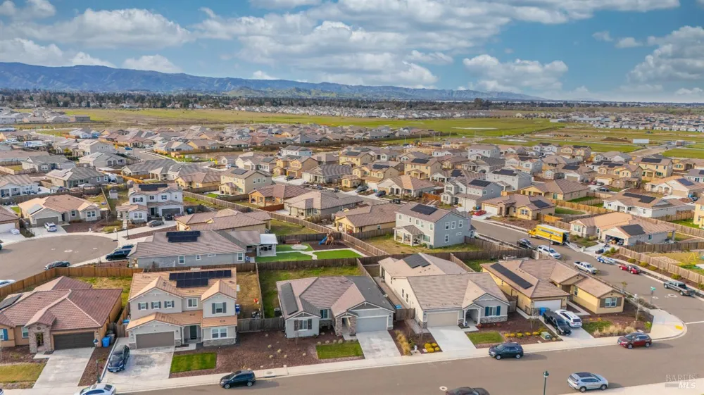 745 Broadfork Circle Vacaville, CA 95687
