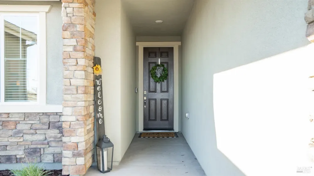 745 Broadfork Circle Vacaville, CA 95687