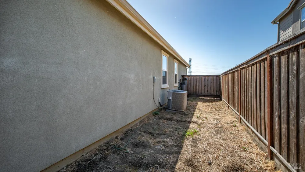 745 Broadfork Circle Vacaville, CA 95687