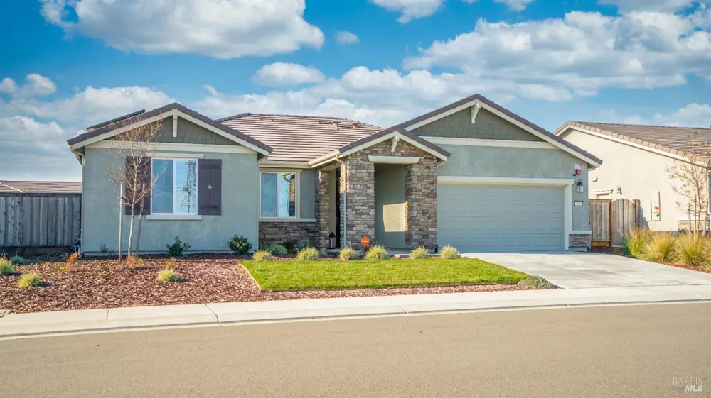 745 Broadfork Circle Vacaville, CA 95687