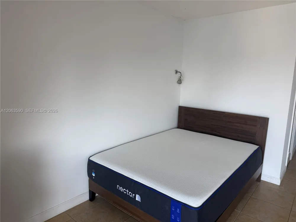 1965 S Ocean Dr #11H Hallandale Beach, FL 33009