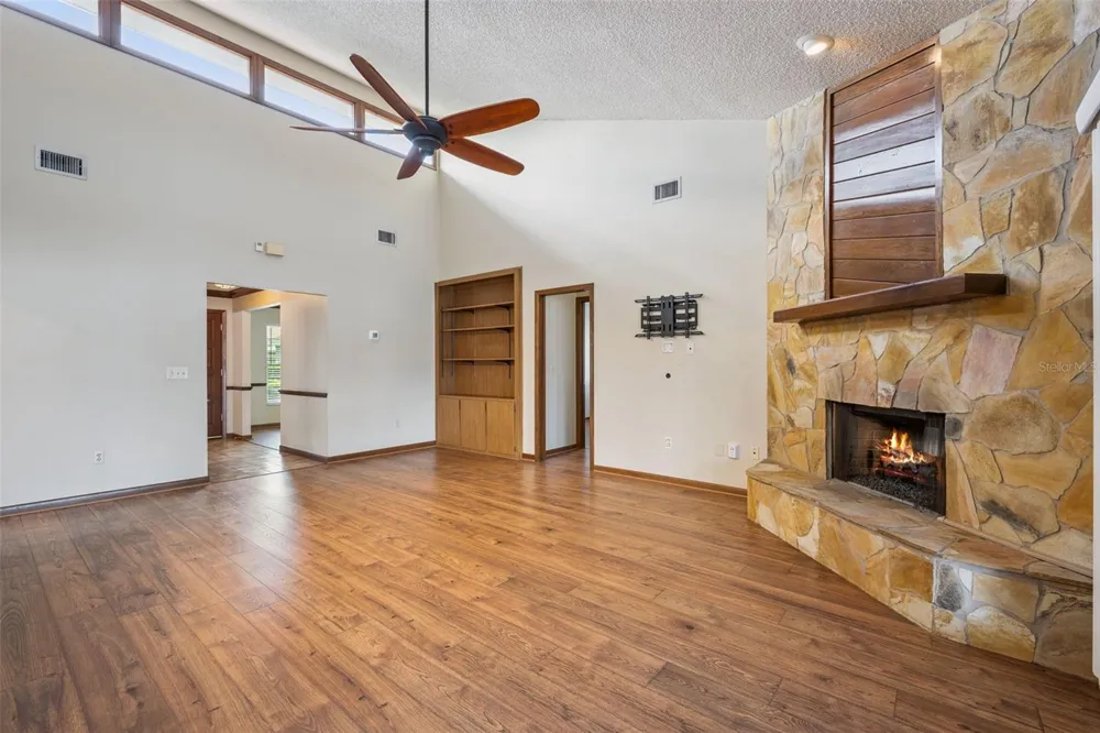 1010 PALADIN COURT Orlando, FL 32812