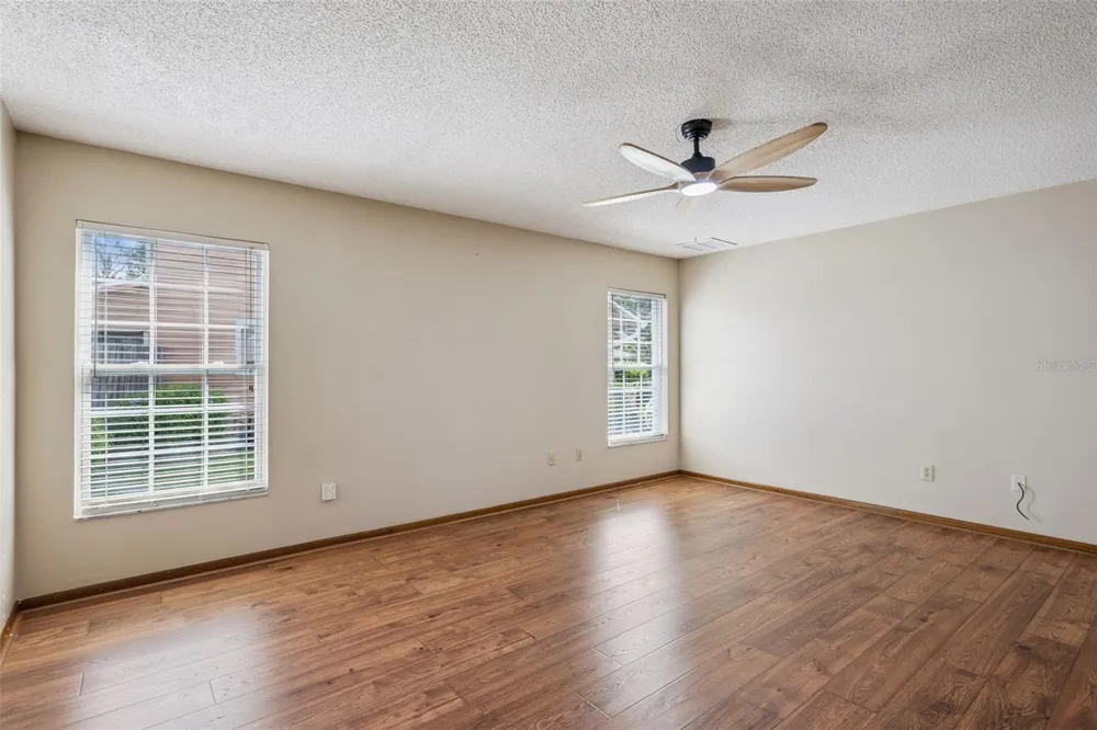 1010 PALADIN COURT Orlando, FL 32812