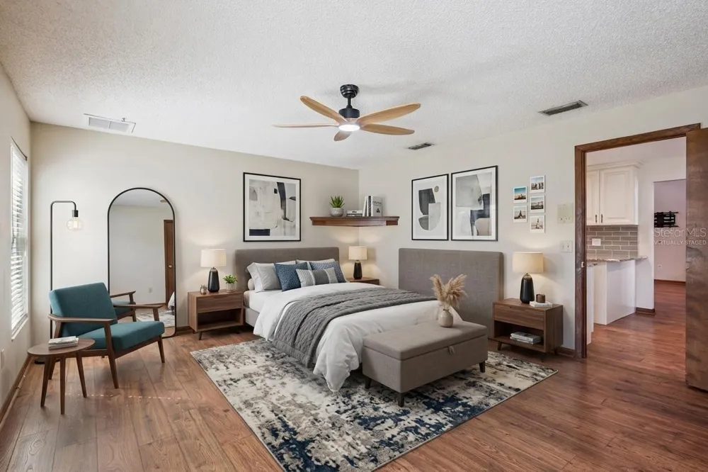 1010 PALADIN COURT Orlando, FL 32812