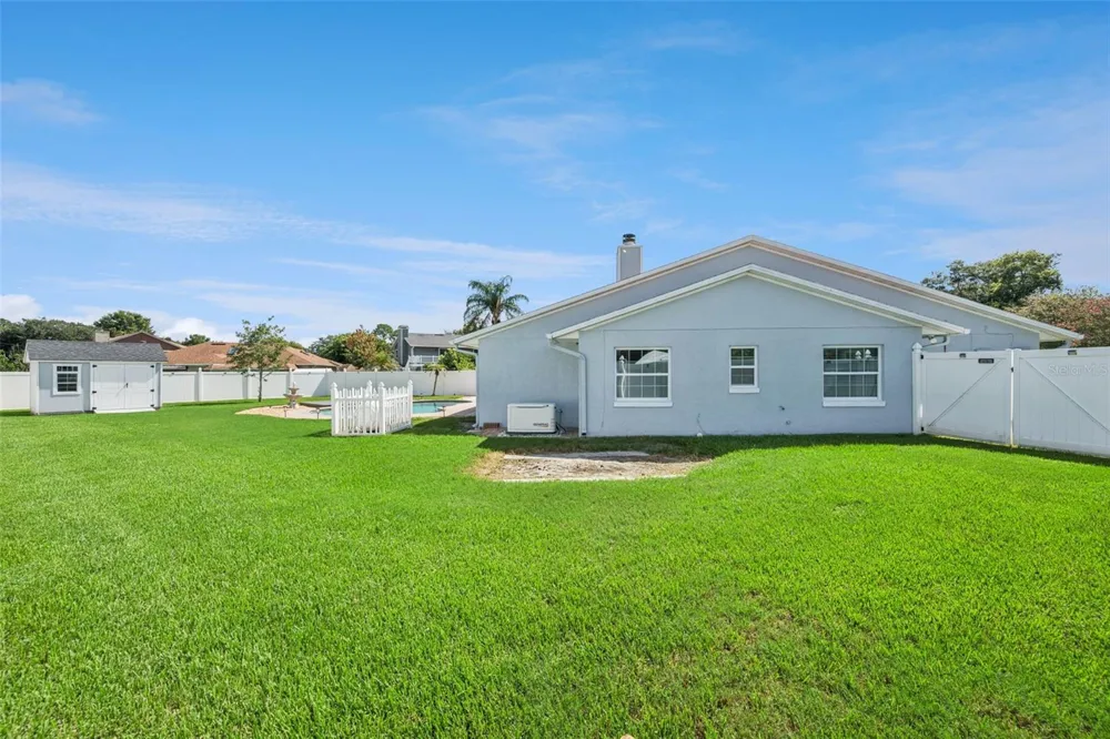 1010 PALADIN COURT Orlando, FL 32812