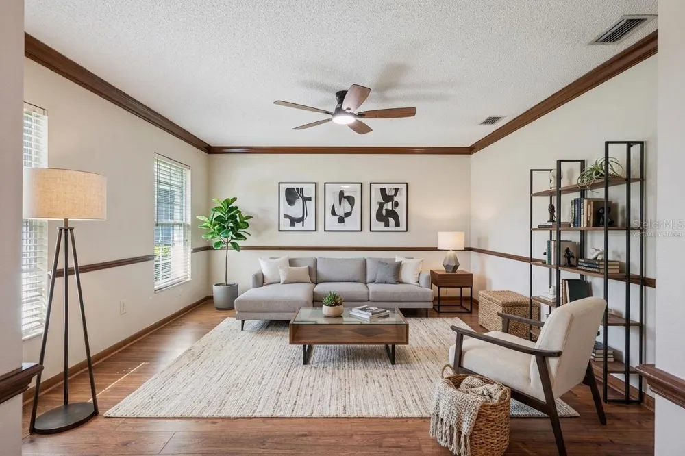 1010 PALADIN COURT Orlando, FL 32812