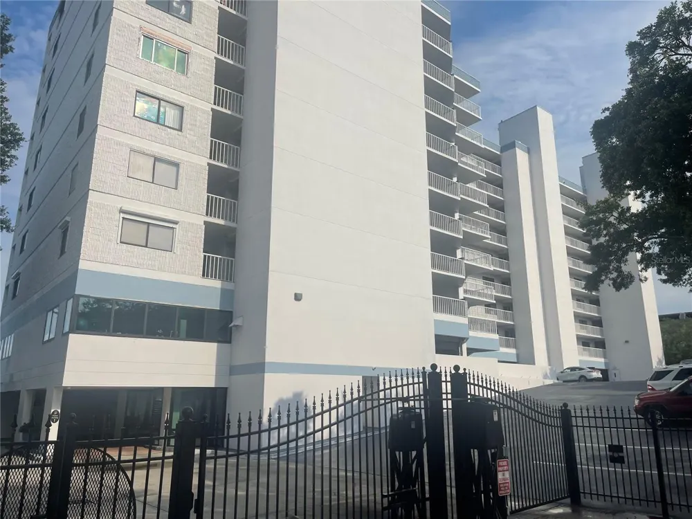 2 ADALIA AVENUE #302 Tampa, FL 33606