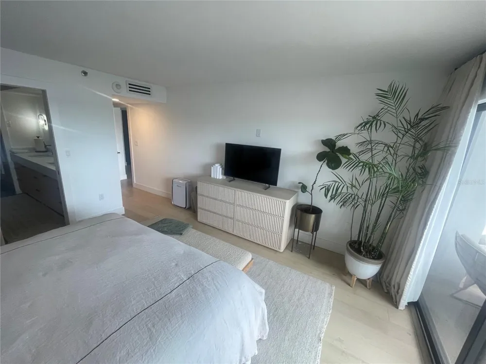 2 ADALIA AVENUE #302 Tampa, FL 33606