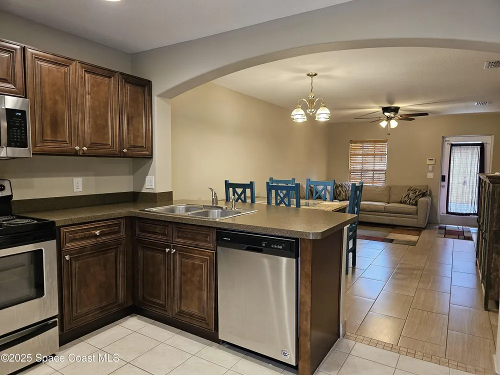 4570 Radiant Way #104 Melbourne, FL 32901