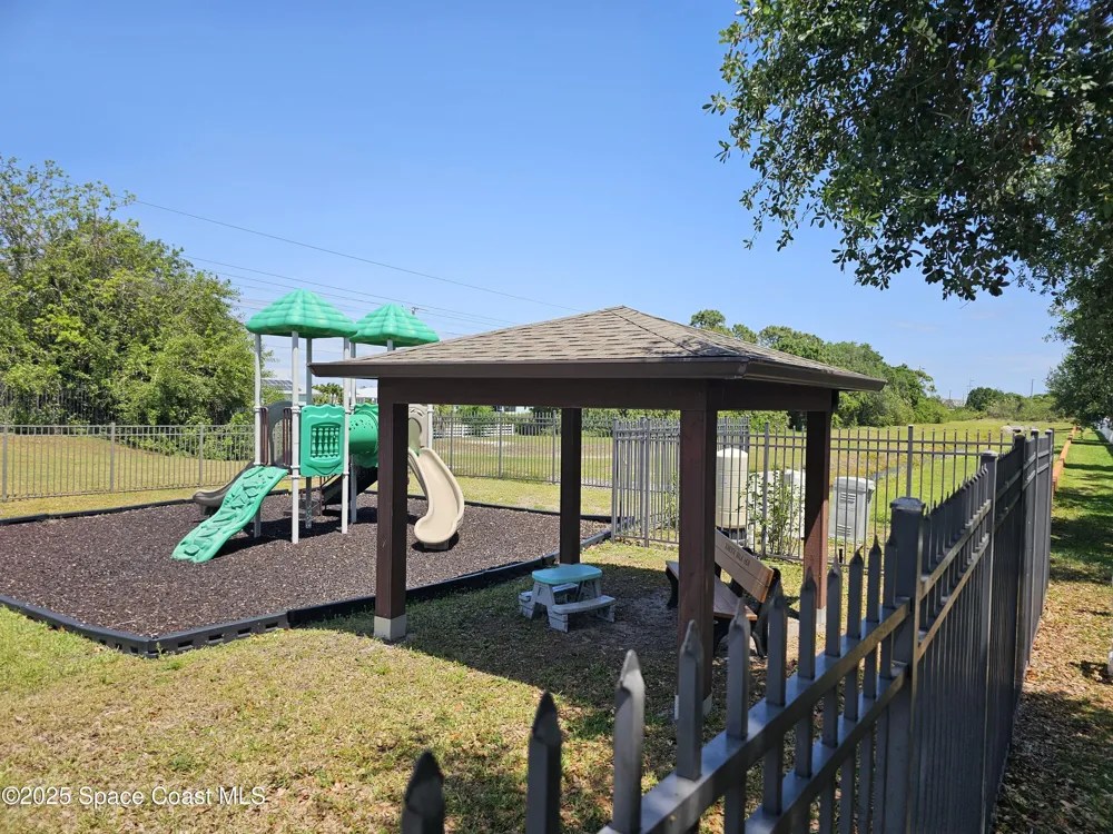 4570 Radiant Way #104 Melbourne, FL 32901