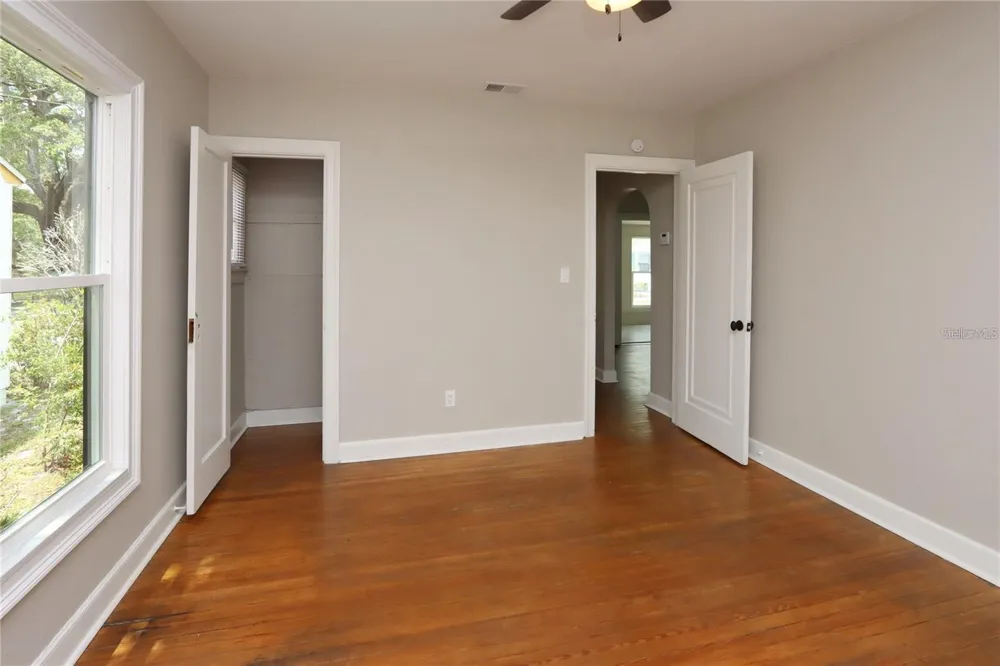 1532 13TH STREET S St Petersburg, FL 33705