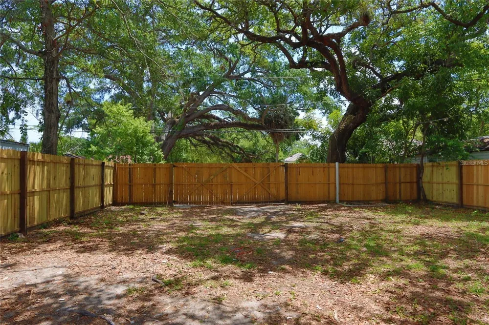1532 13TH STREET S St Petersburg, FL 33705
