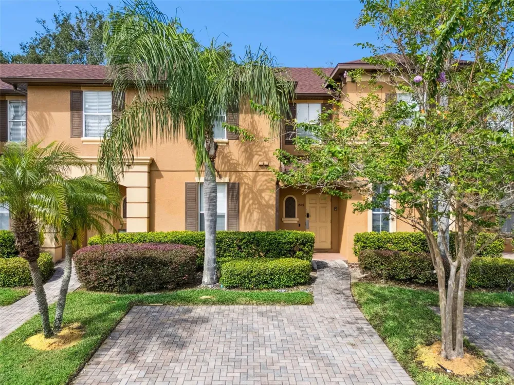 245 CAMBRIA AVENUE Davenport, FL 33897