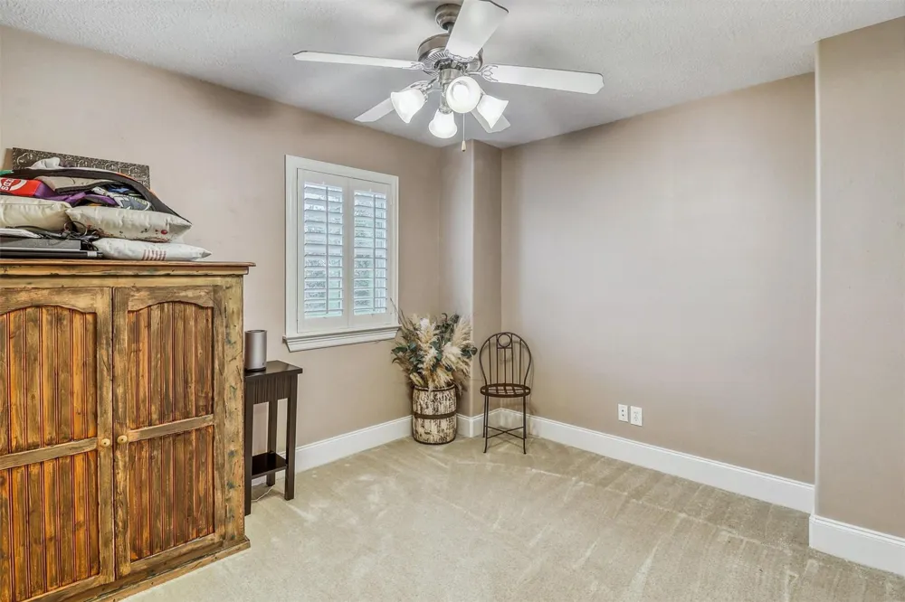 3026 Dees Circle Sealy, TX 77474