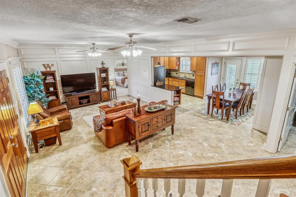 3026 Dees Circle Sealy, TX 77474