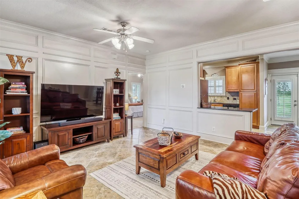 3026 Dees Circle Sealy, TX 77474
