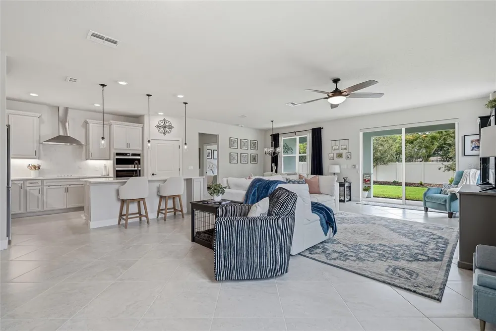 4678 DOVER BLUFF COURT Valrico, FL 33594