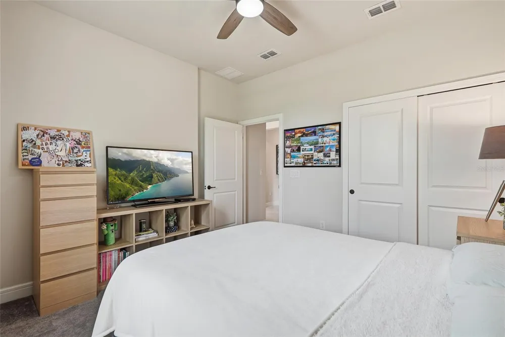 4678 DOVER BLUFF COURT Valrico, FL 33594