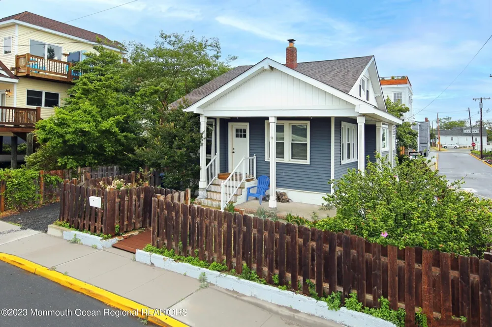 16 Cornwall Street Highlands, NJ 07732