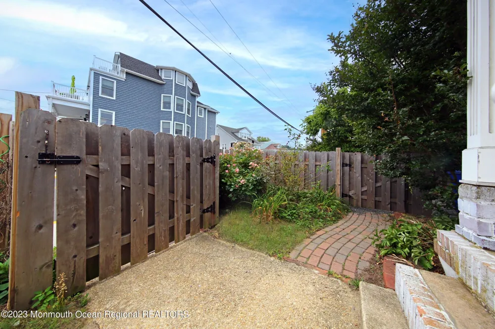 16 Cornwall Street Highlands, NJ 07732