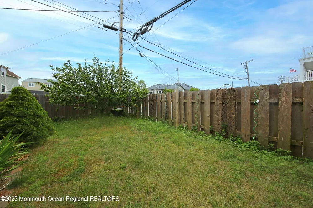 16 Cornwall Street Highlands, NJ 07732