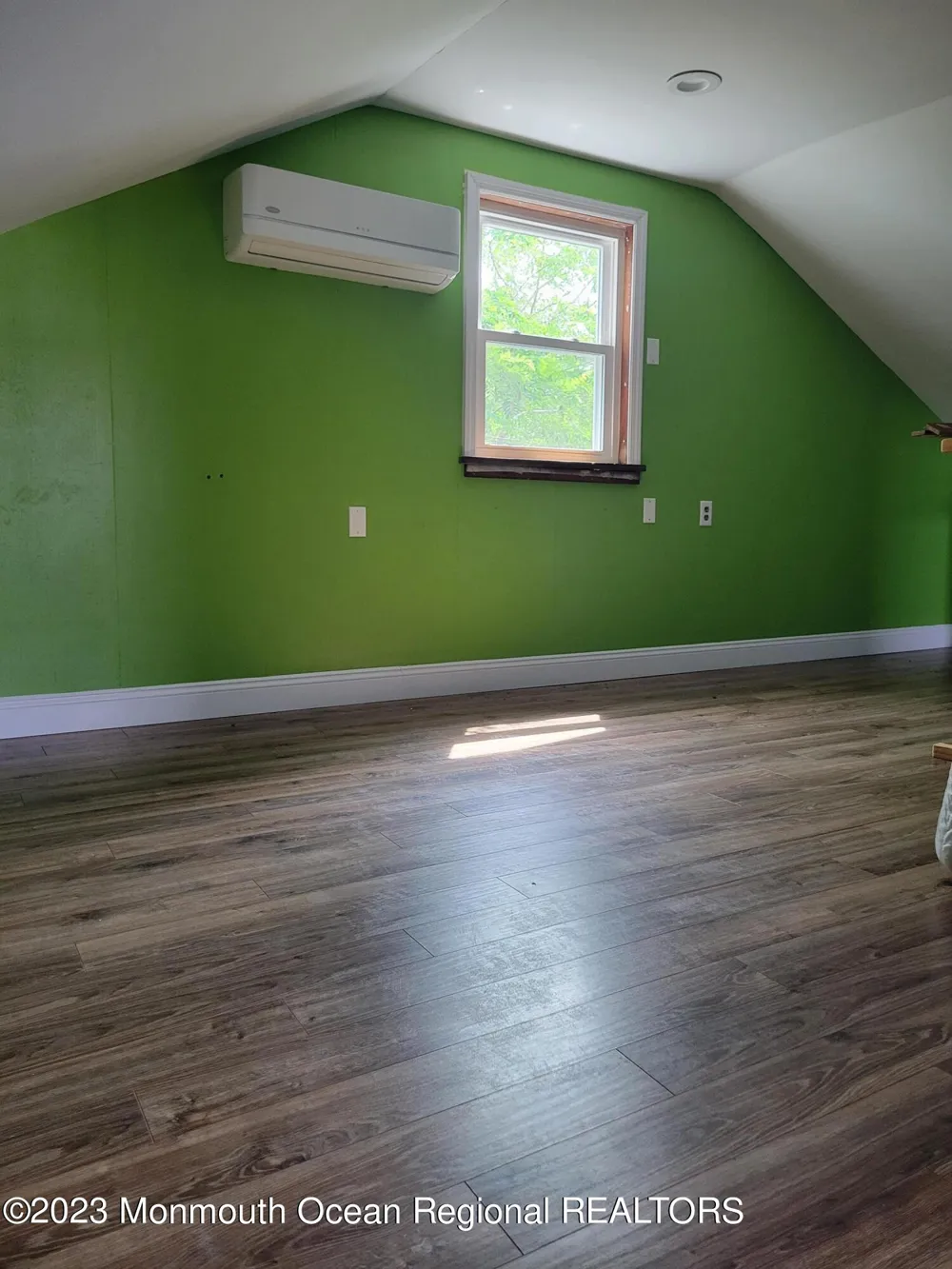 16 Cornwall Street Highlands, NJ 07732