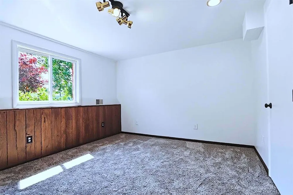 146 6th Street Oscoda, MI 48750