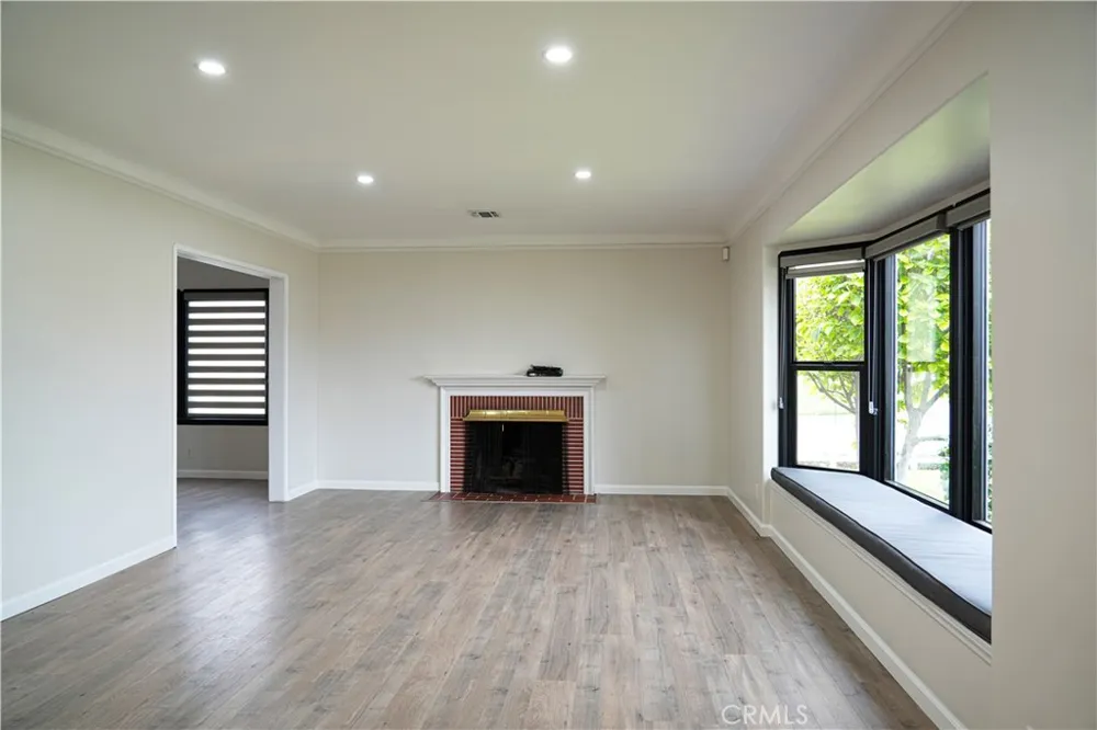 6343 Livia Temple City, CA 91780
