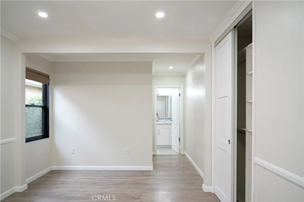 6343 Livia Temple City, CA 91780