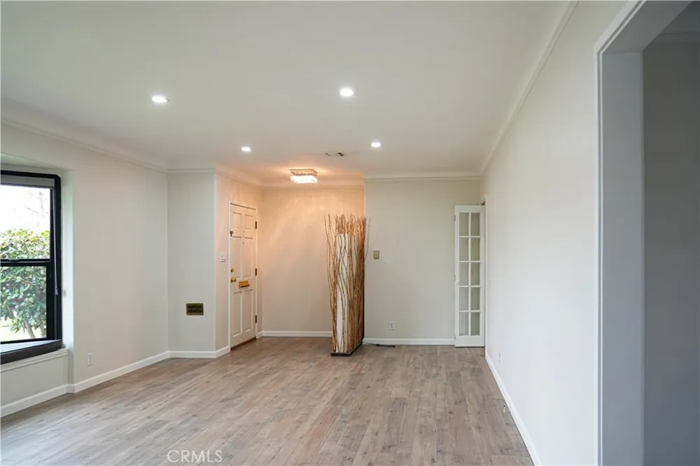 6343 Livia Temple City, CA 91780