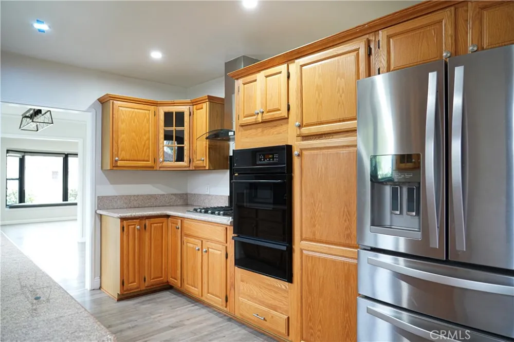 6343 Livia Temple City, CA 91780