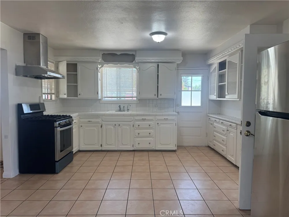 758 W Longden Arcadia, CA 91007