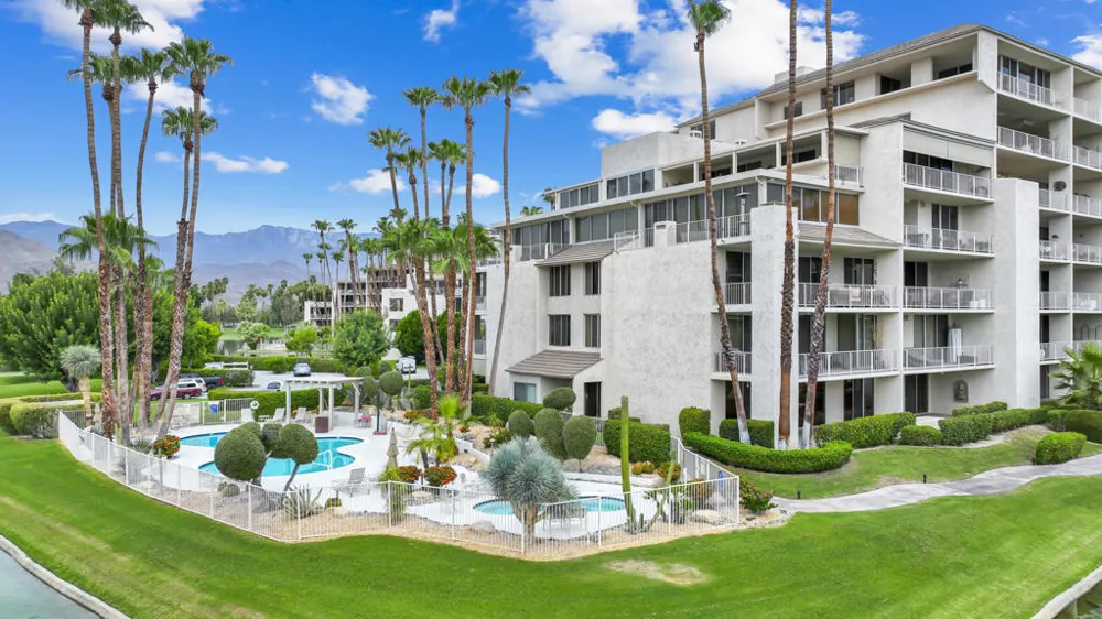 900 Island Drive #113 Rancho Mirage, CA 92270