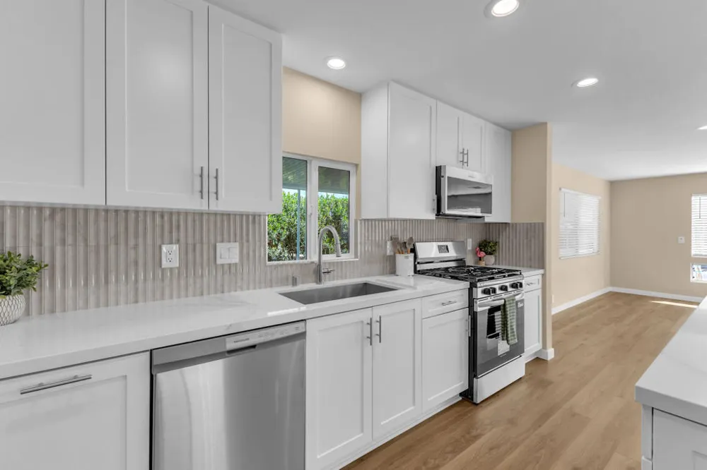39163 Warm Springs Drive Palm Desert, CA 92260