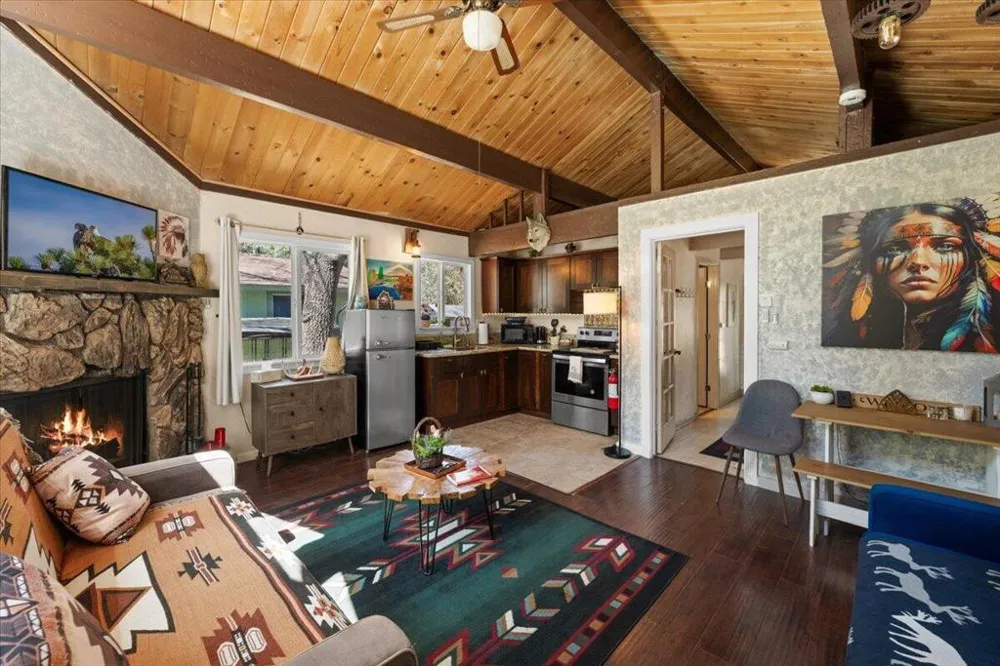 491 Imperial Avenue Sugarloaf, CA 92386