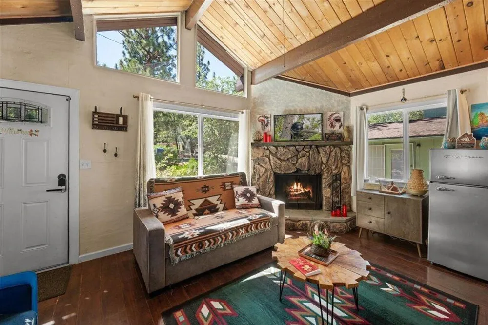 491 Imperial Avenue Sugarloaf, CA 92386