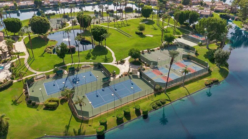 9 Lake Shore Drive Rancho Mirage, CA 92270
