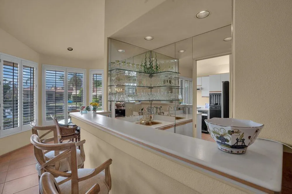 9 Lake Shore Drive Rancho Mirage, CA 92270