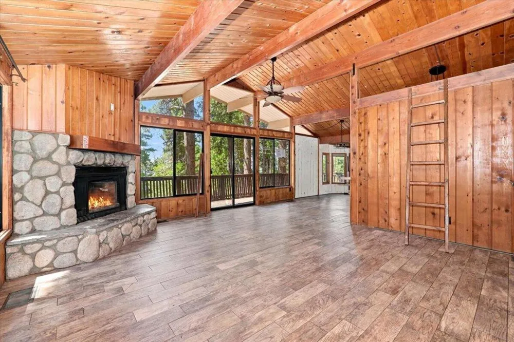31306 Circle View Drive Running Springs, CA 92382