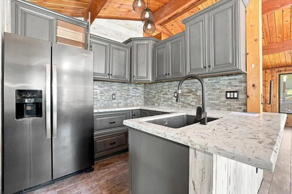 31306 Circle View Drive Running Springs, CA 92382