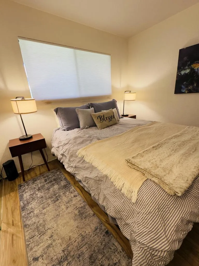 2801 Los Felices Circle E #D 102 Palm Springs, CA 92262