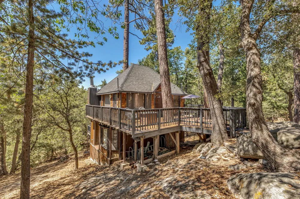 24701 Schaffer Drive Idyllwild, CA 92549