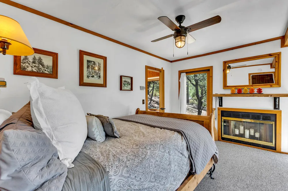 24701 Schaffer Drive Idyllwild, CA 92549